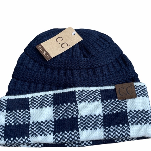 Unisex CC beanie hat - Picture 1 of 2